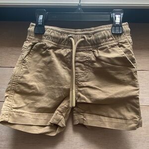 Little bipsy chino shorts 2-3T